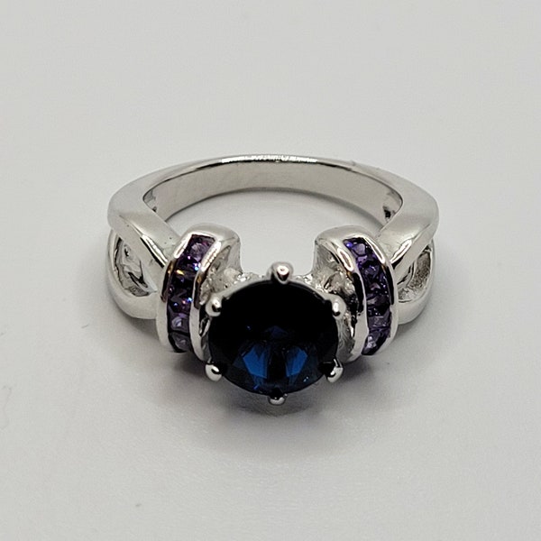 Blue Sapphire CZ Cocktail Ring - Faceted Cubic Zirconia - Purple Channel Set Stones - Sterling Plated - Minimalist Vintage Costume Jewelry