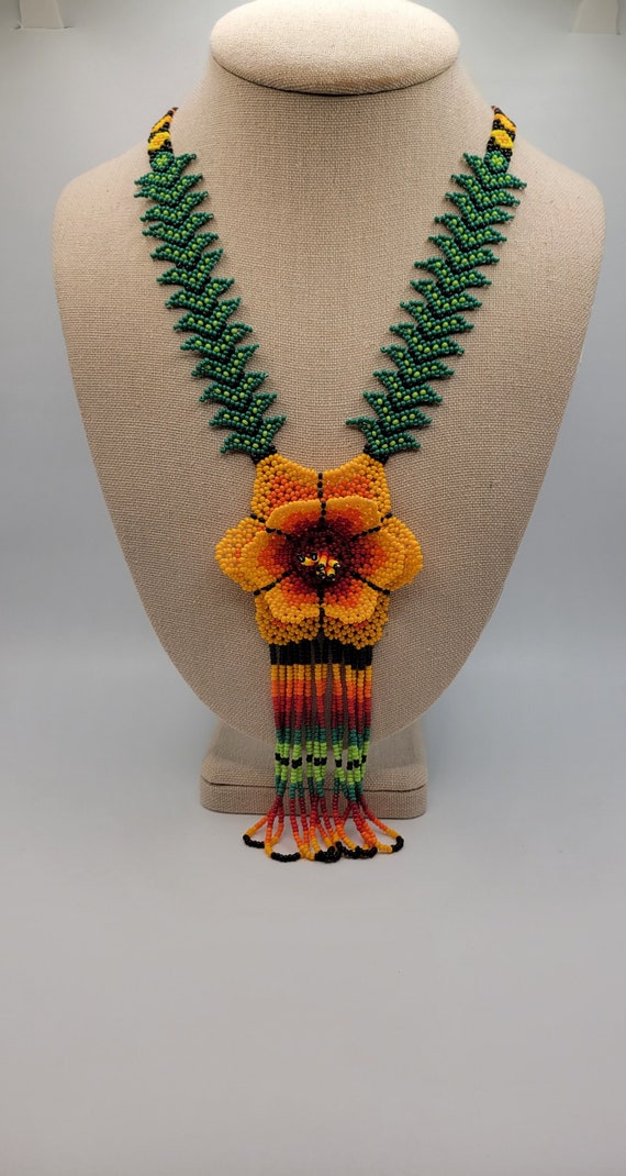 Native American Beaded 3D Flower Necklace - Artisa