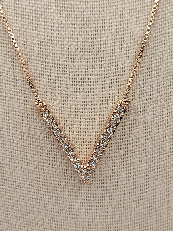 vince camuto initial necklace