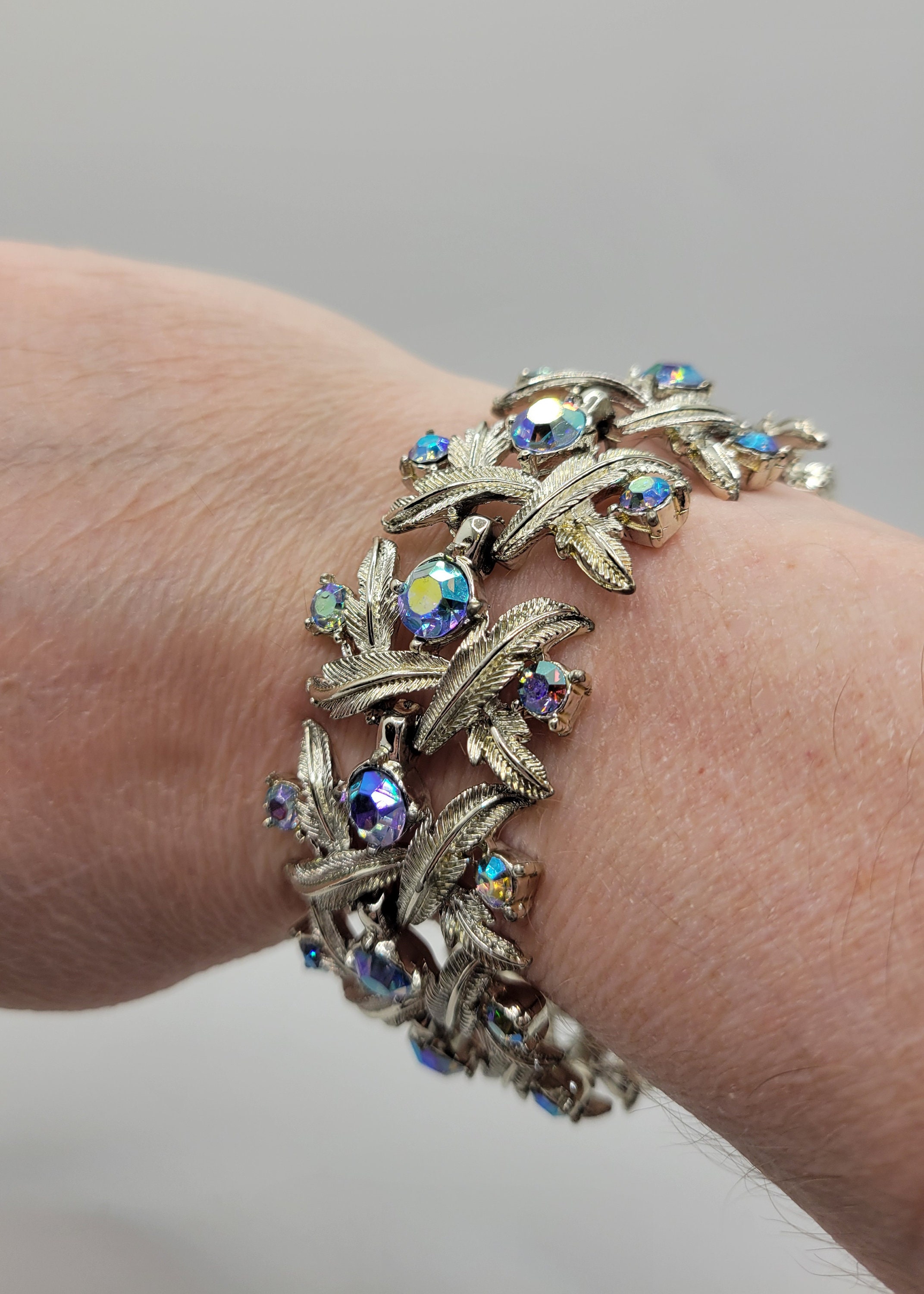 国内で当店のみ Croworld - Beaded Bracelet Alex And Ani Coin Metal Beaded Bangle Bracelet 2025