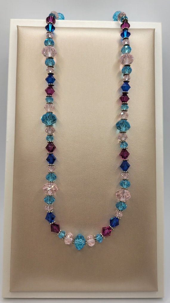 Beautiful Artisan Handmade Crystal Beaded Necklace