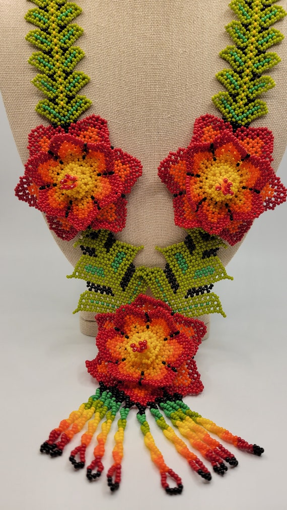 Native American Seed Bead 3D Flower Necklace - Ar… - image 7