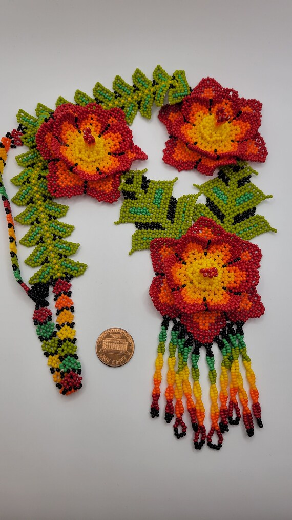 Native American Seed Bead 3D Flower Necklace - Ar… - image 4