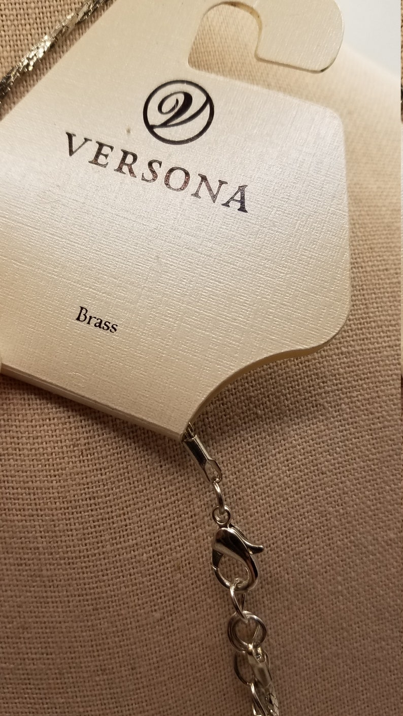 Silvertone Circles Pendant Business NWT Versona Fashion Necklace Office New with Tags Work Fashion Jewelry for Church