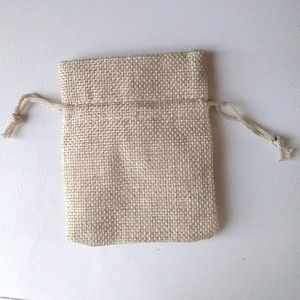 Small Burlap Favour Bags: 7x9cm Jute Pouches for Wedding, Shower image 3