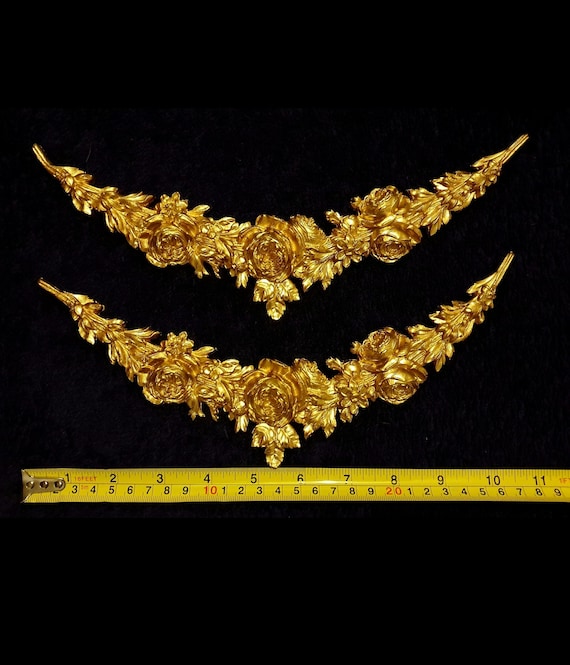 Pair Gilt Gold or White French Style Decorative Floral Swag Wall Furniture Moulding Pediment Plastic Decoration