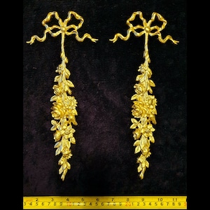 ペア装飾アップリケ金箔または白フレンチスタイル装飾花壁家具オンレイアップリケモールディングペディメントプラスチック装飾