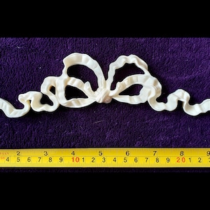 Large Gilt or White French Style Decorative Ribbon Bows Wall Furniture Moulding Pediment Plastic  Decoration