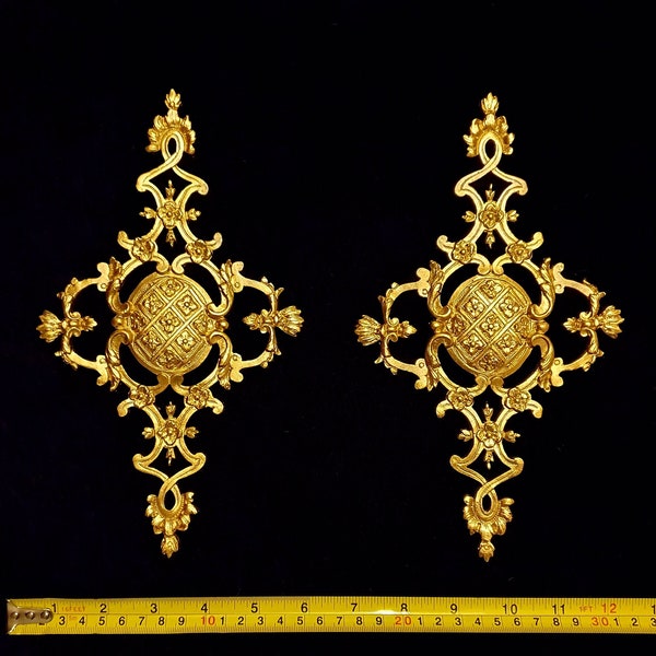 Pair Gilt Gold or White French Style Decorative Onlay Applique Wall Furniture Moulding Pediment Plastic Decoration