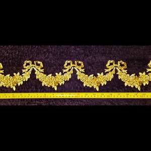 Large Ornate Applique Ribbons  Floral Gilt White French Style Decorative Wall Furniture Onlay Applique Moulding Pediment Plastic Decoration