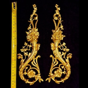 Large Pair Gilt Gold or White French Style Decorative Onlay Applique Wall Furniture Moulding Pediment Plastic Decoration