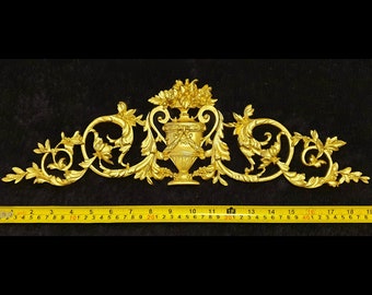 Large Ornate  Applique Gilt or White French Style Decorative Wall Furniture Onlay Applique  Moulding Pediment Plastic Decoration