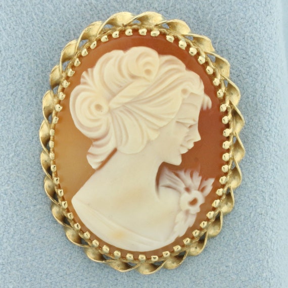 Carved Shell Right Facing Cameo Pendant Brooch Pi… - image 1