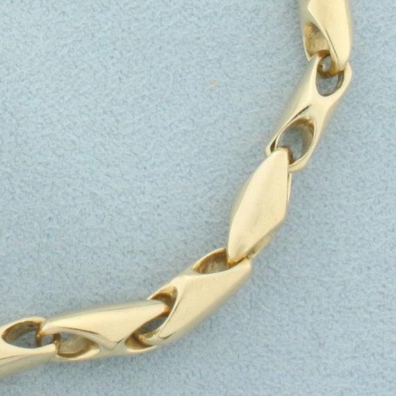 Fancy Barrel Link Bracelet in 14k Yellow Gold - image 2
