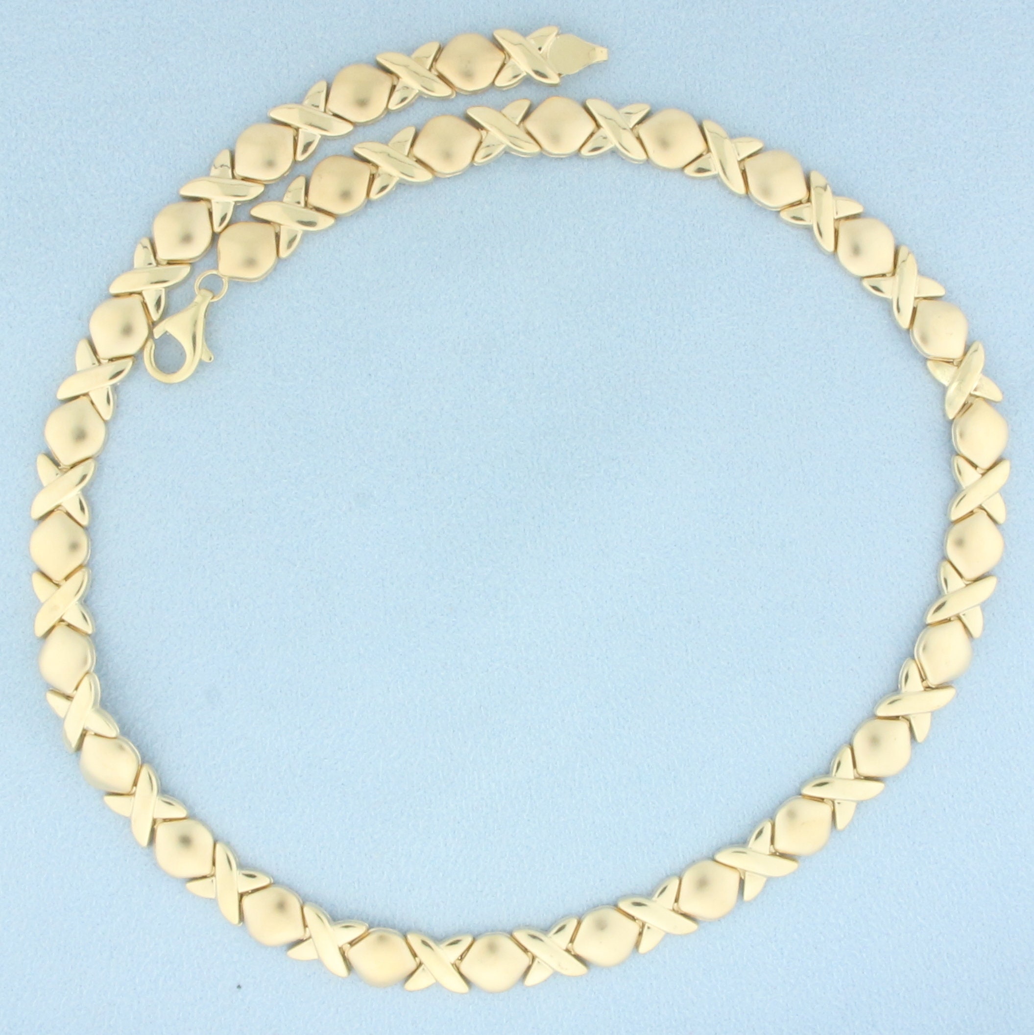 Satin and High Gloss Finish X and O Necklace in 10k Yellow Gold - Etsy