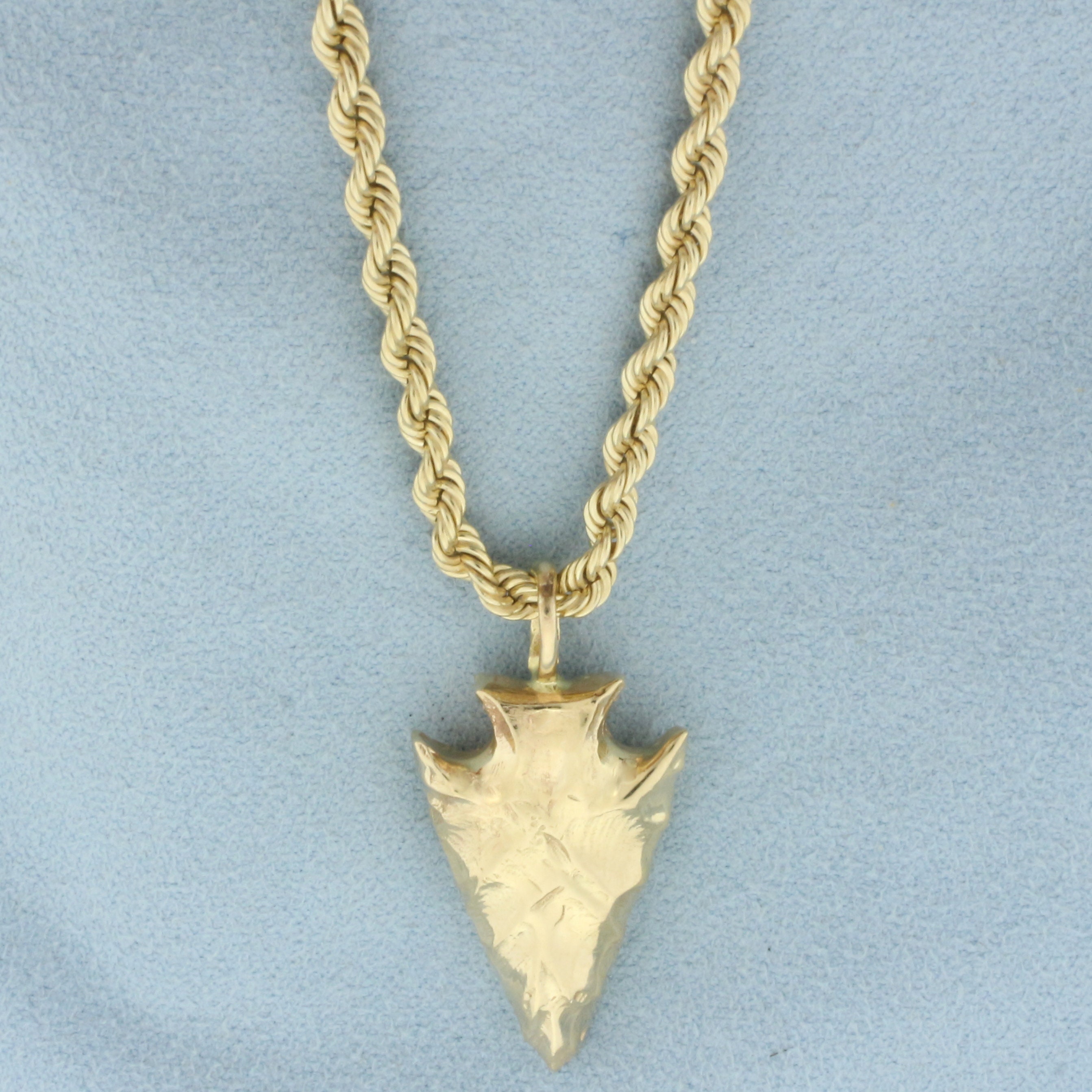 Large Arrowhead Pendant on Rope Chain Necklace in 14k Yellow Gold