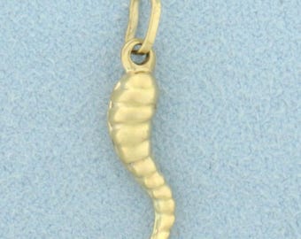 Unique Italian Horn Charm in 18k Yellow Gold