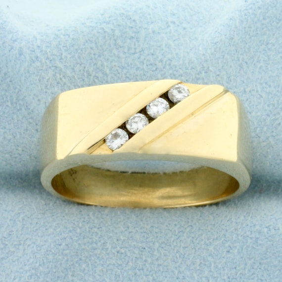 Sold at Auction: GENTS CARVED GOLD MONOGRAM RING WITH DIAMOND
