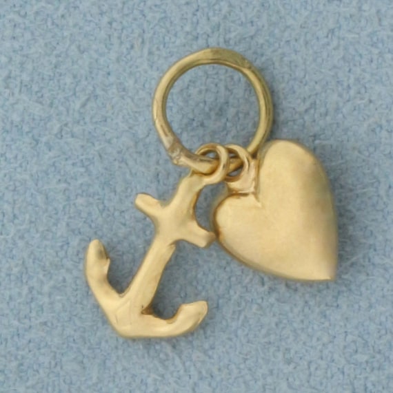 Puffy Heart and Anchor Charm in 18k Yellow Gold - image 1