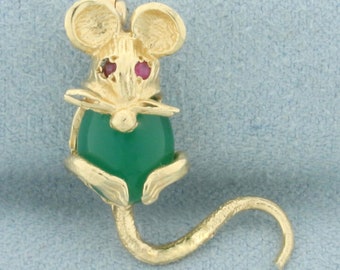 Emerald and Ruby Mouse Pin in 14k Yellow Gold