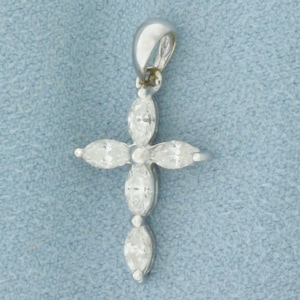 Diamond Cross Pendant in 18k White Gold