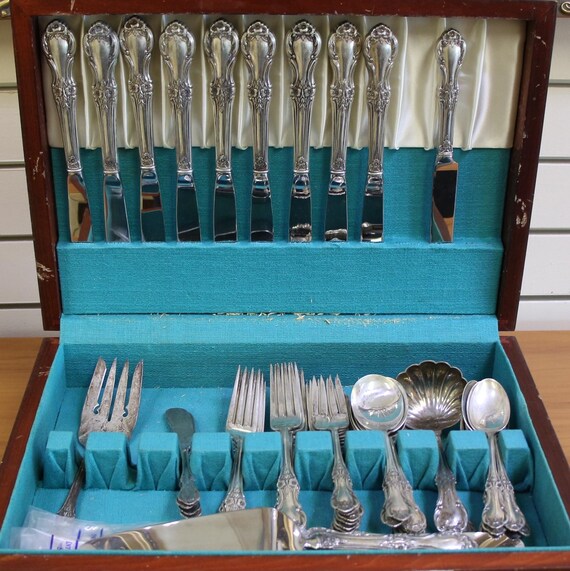 International Wild Rose Sterling Silver Flatware Set of 71 Pieces