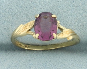 Vintage Amethyst Leaf Design Ring in 10k Yellow Gold