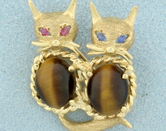 Tigers Eye Siamese Cat Pin in 14K Yellow Gold