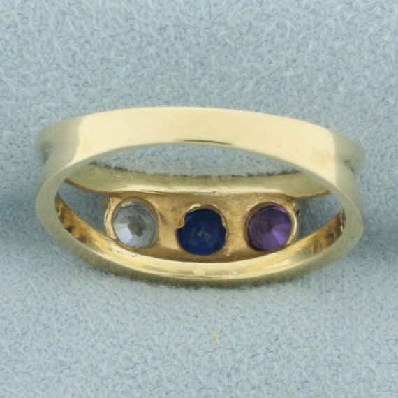 Three Stone Lab Sapphire Ring in 14k Yellow Gold - image 4