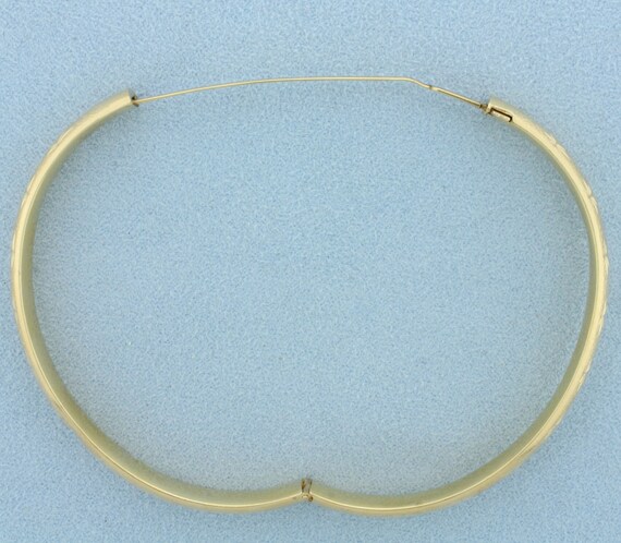 Star Design Bangle Bracelet in 14k Yellow Gold - image 3