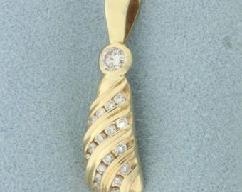 Designer Diamond Pendant in 14k Yellow Gold