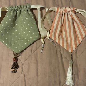 Cute cotton Regency style reticule with choice of colour and tassel