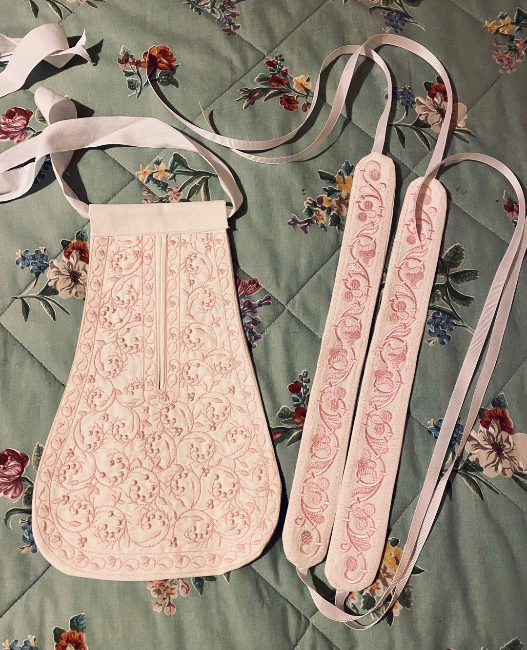 18th Century Style Pocket & Matching Garters in Pale Pink. Etsy