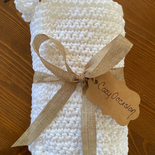 Four white wash cloths, eco cloths, reusable cleaning clothes