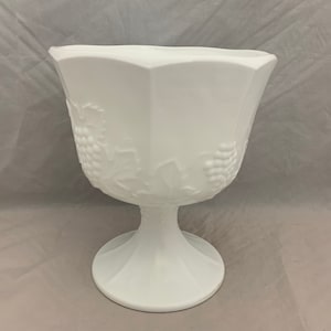 Colony Harvest Milk Glass - Planter / Compote - 6,5&quot; Hoog