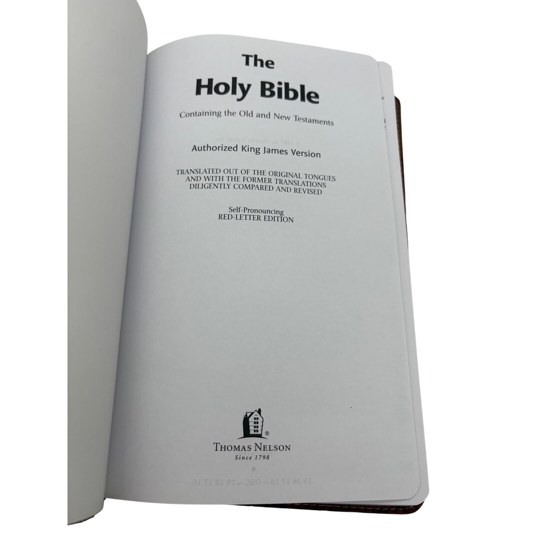 1987 KJV Holy Bible Thomas Nelson Red Letter Self Pronouncing Faux