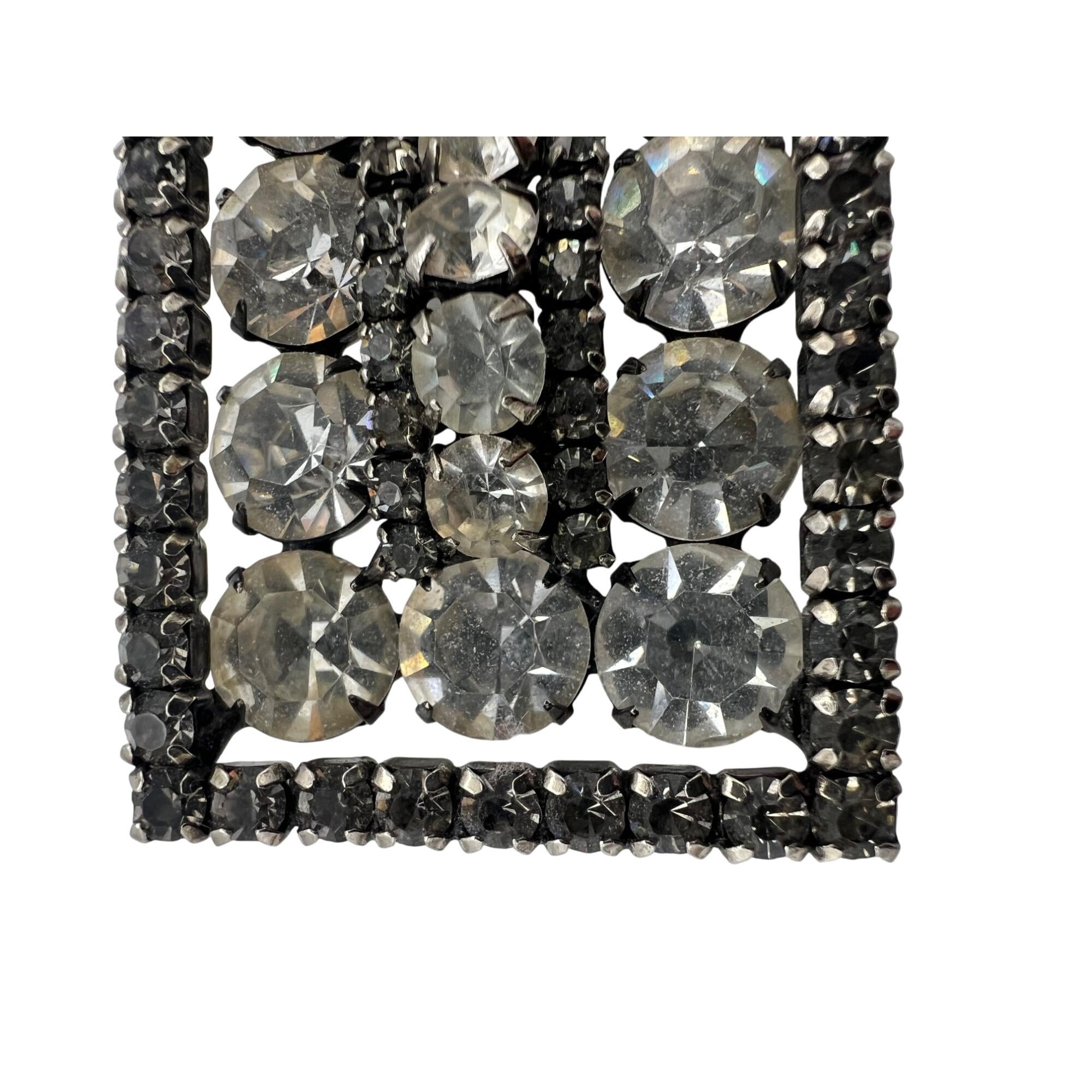 ヴィンテージ クレイマー ラインストーン フローラル ブローチ 2.25