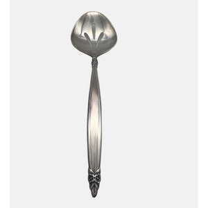 International Silver 1847 Rogers Bros Garland Sugar Sifter 6&quot; ca 1960s