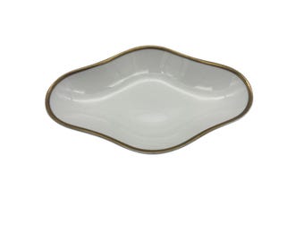 Piatto per condimenti in porcellana Bone China metallizzata Wedgwood bianco con finiture in oro 6" Inghilterra