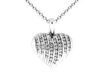 14k White Gold Diamond Heart Necklace Pendant | P-157