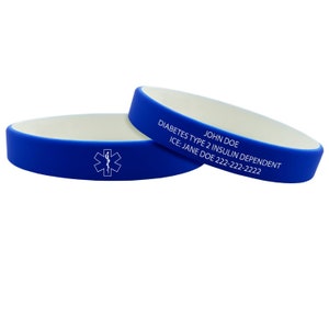 Pulsera de Alerta Médica de Silicona Azul con Estrella Médica - Pequeña 6 6/, Mediana 7 3/8 y Grande 8 3/8.  Incluye tarjeta de billetera médica