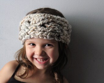 PATTERN for the Evelyn Crochet Cable Ear Warmer | Crochet | Headband | Cables | Ear | Gifts | YarnHookNeedles