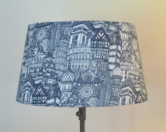 lampashade 25cm round blue and white with monuments of the world: Paris, Moscow, Rome, London, Beijing, New York, Pisa. Architect&#39;s drawings