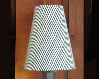 clip-on lampshade (18 cm high) with geometric ethnic patterns - black stripes on an ecru white background