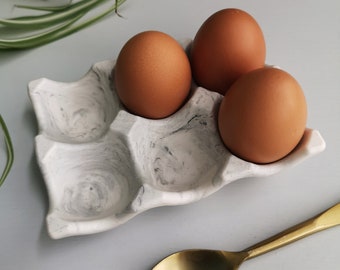Marbled Egg Holder // Fresh Egg Stand, Countertop Egg Storage, Jesmonite Egg Tray, Chicken Owners Gift, Easter gift, Farmhouse Kitchen Decor