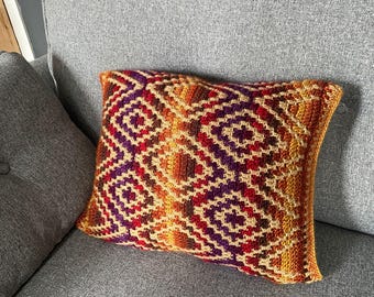 Mosaic Crochet Cushion Cover Pattern | Geometric Diamond Pillow (PDF Pattern)