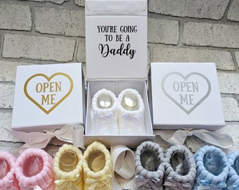 Personalised Pregnancy Announcement Gift Boxed Baby Booties You're going to be Parents Daddy Mummy Grandparents Any Name Any Text Surrogacy