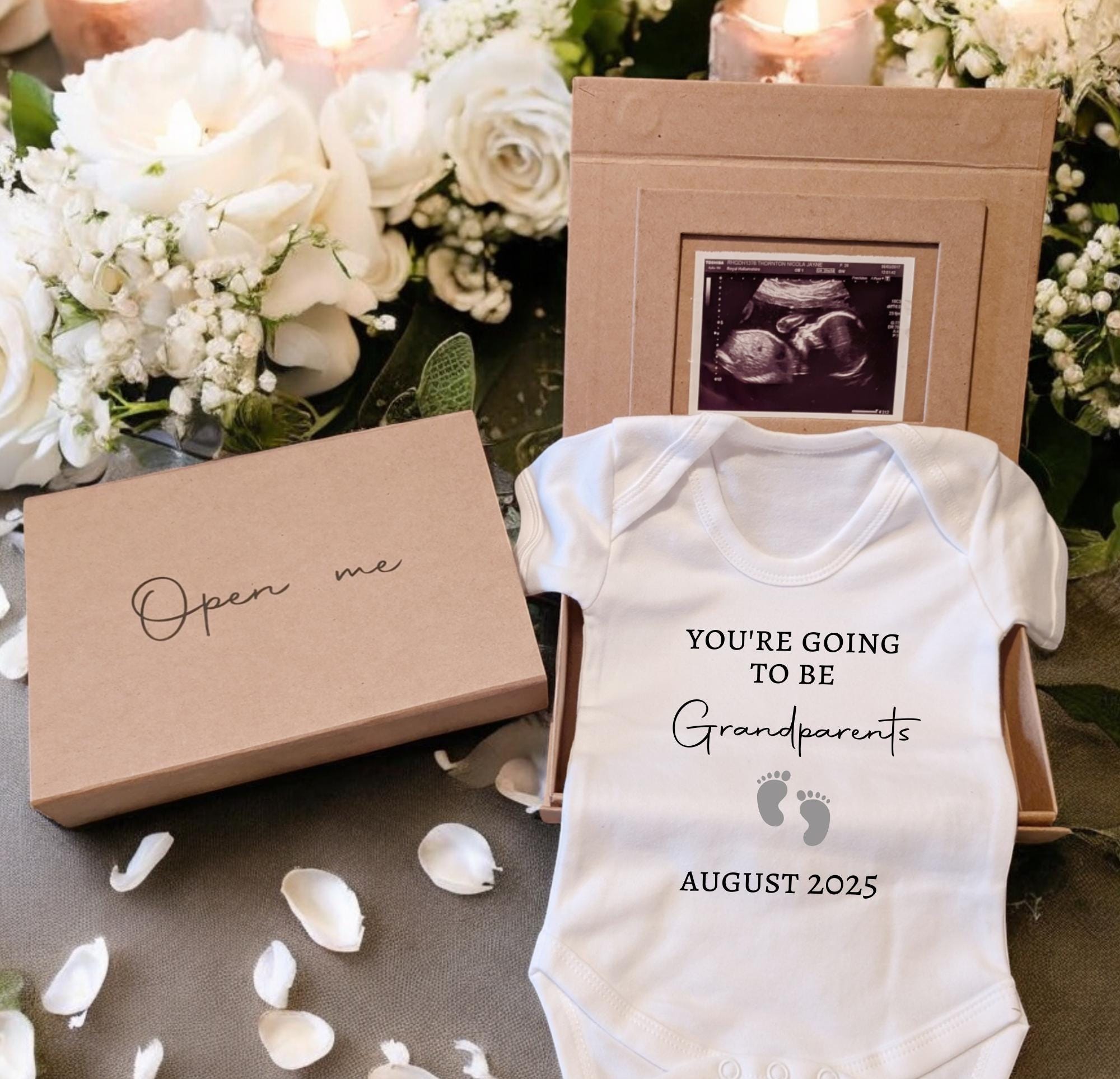 Personalised Pregnancy Announcement Vest A5 Gift Box Scan Photo Frame You're Going To Be Grandparents Bodysuit Nana Grandad Auntie Uncle