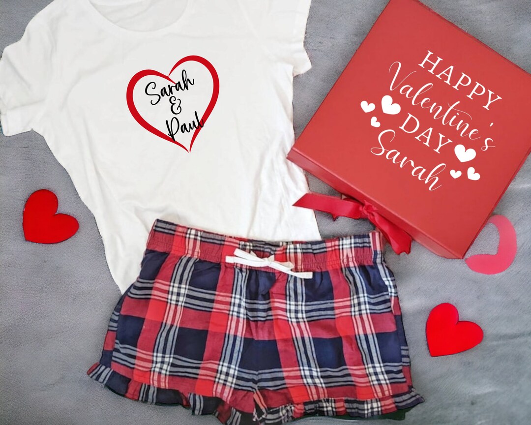 Partner Present Personalised Valentine's Day Ladies Gift Set Pyjamas Lounge Wear ...