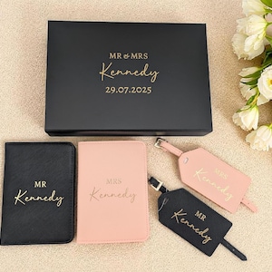 Personalised Passport Cover and Tag Personalised Bride and Groom Gifts Mr and Mrs Saffiano Fabric Set In Gift Box Wedding Present afbeelding 3